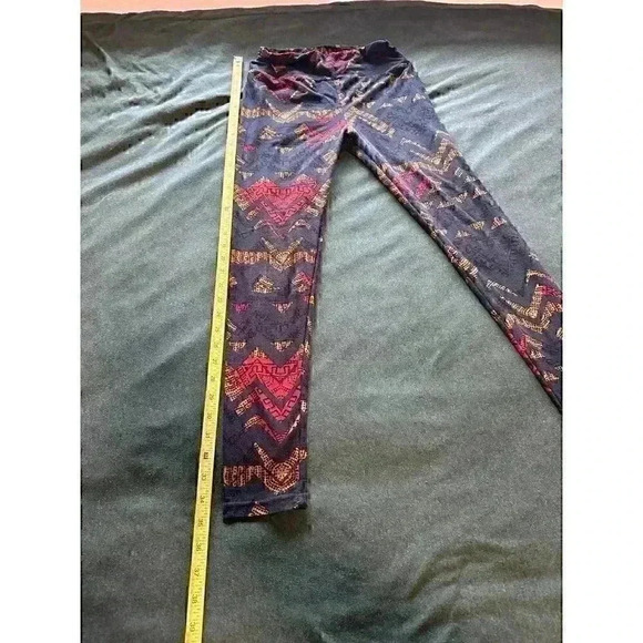LuLaRoe leggings. Extra soft, stretch leggings, blue, red, gold pattern. OS - Picture 3 of 5